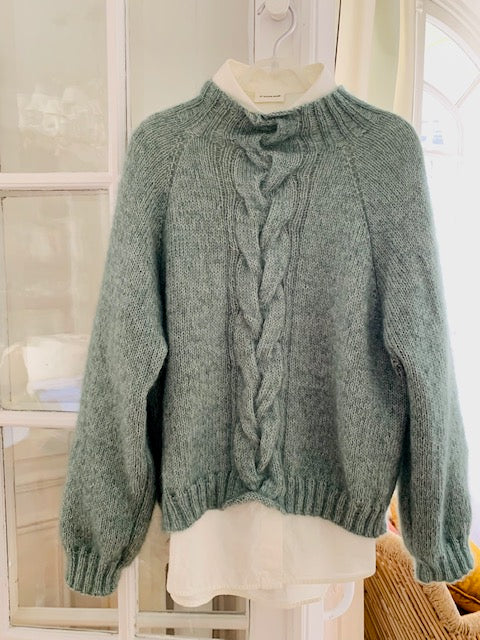 Busan Sweater green: Pull Torsadé modèle Danois en laine fait mains