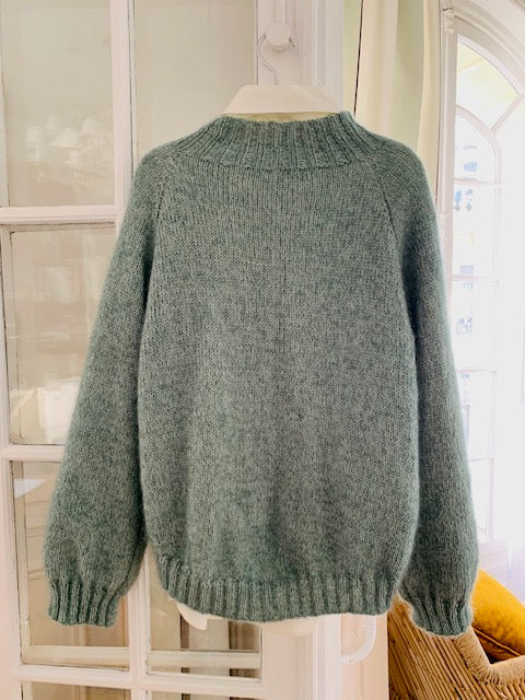 Busan Sweater green: Pull Torsadé modèle Danois en laine fait mains