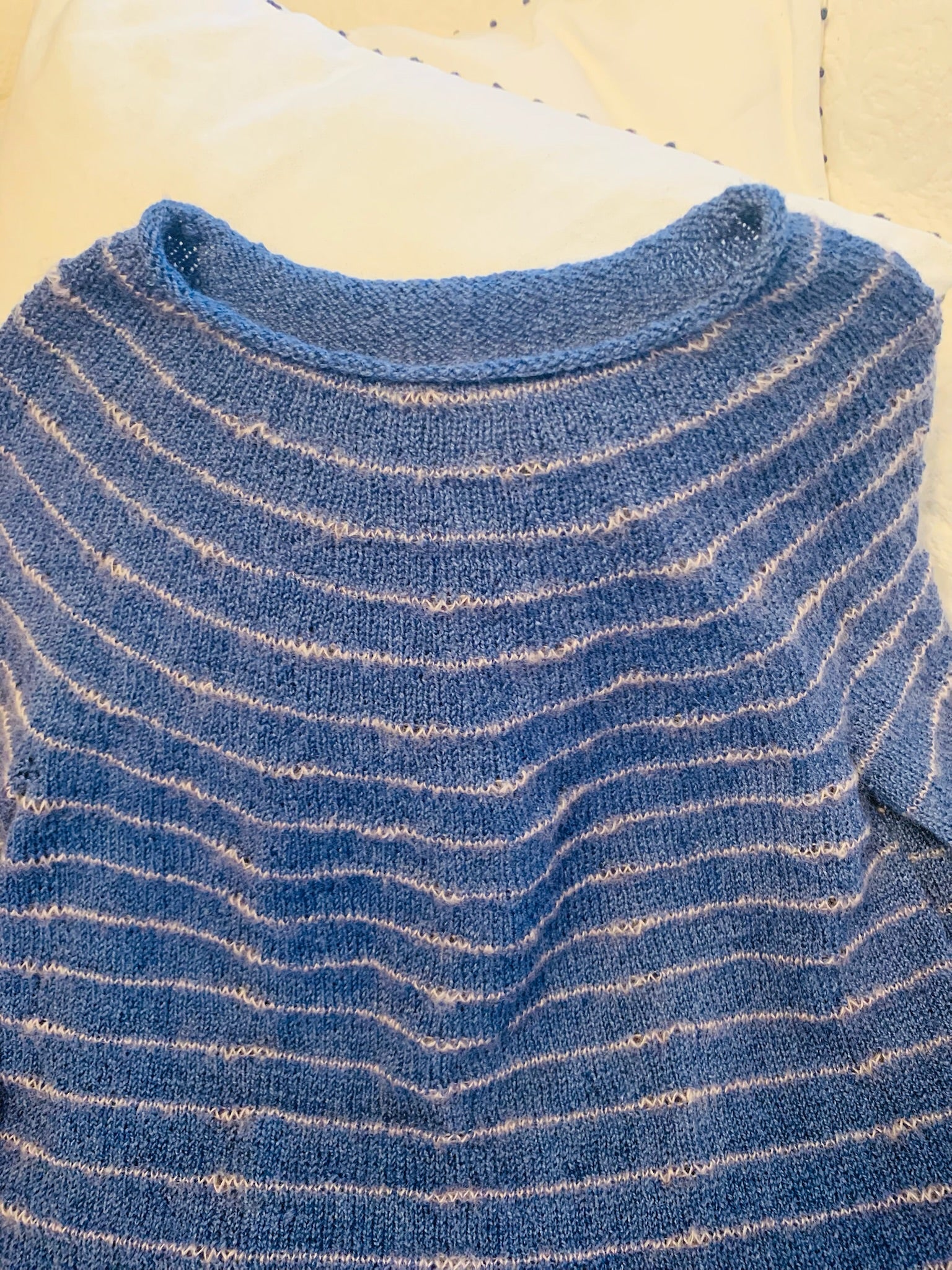 GLESTCHER Pull dégradé bleu