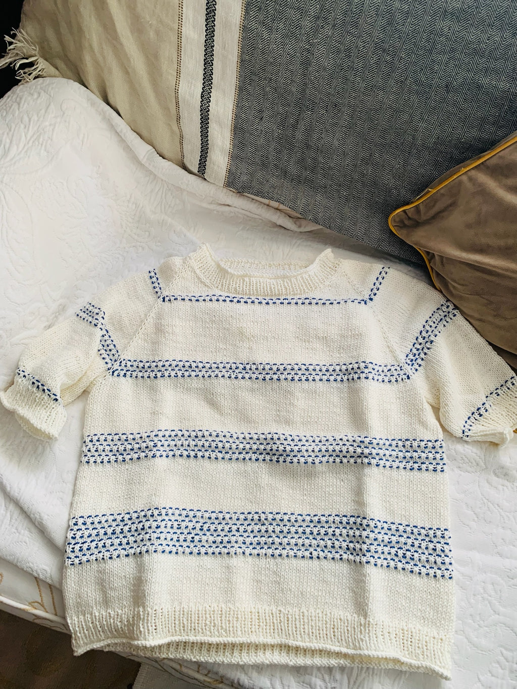 Raglan Magic Dots