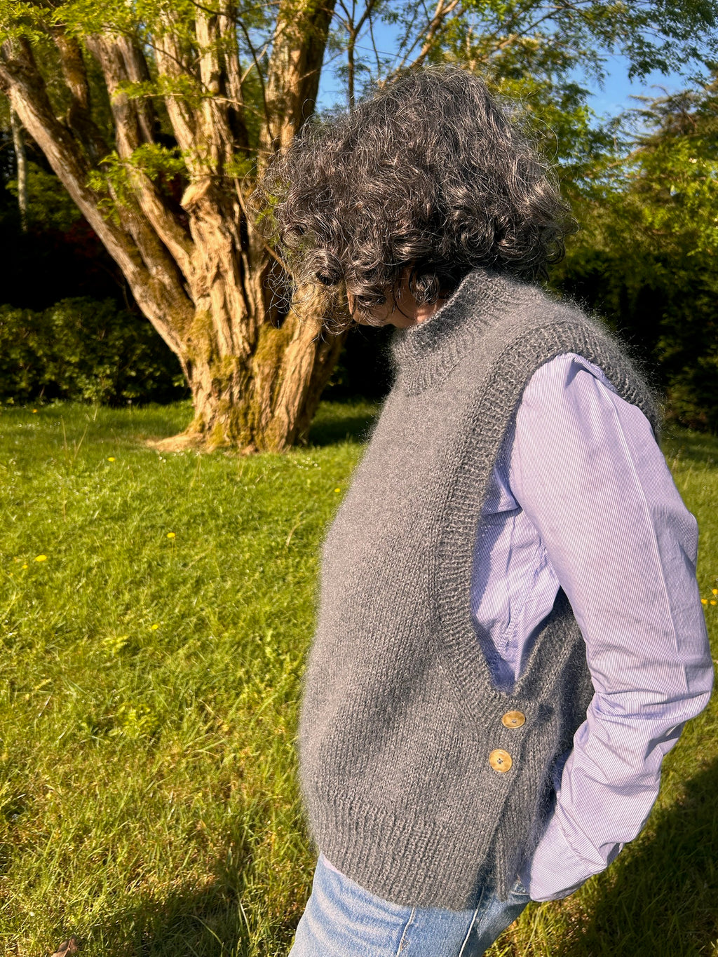 LULU Slipover. Gilet sans manches en Mohair. gris avoine